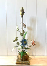 Load image into Gallery viewer, Pretty Italian floral toleware lamp
