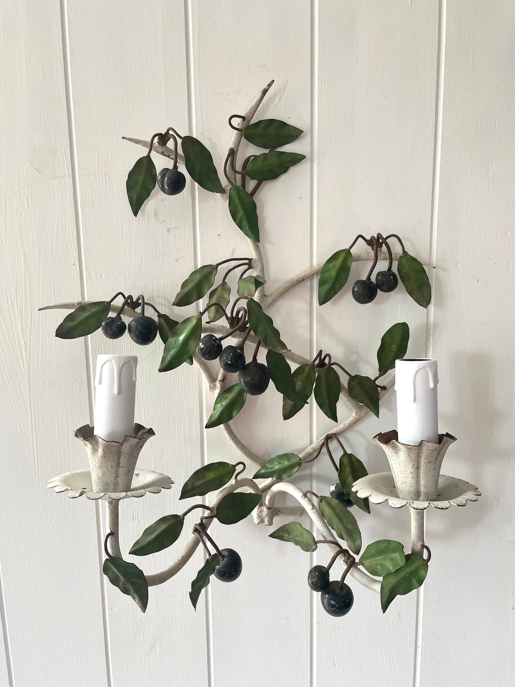 French Olive Leaf Tole Sconce
